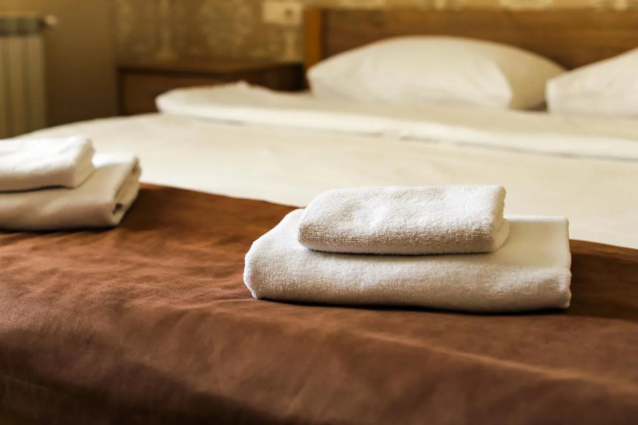 Hotel Lama 2 Kijev 2*,