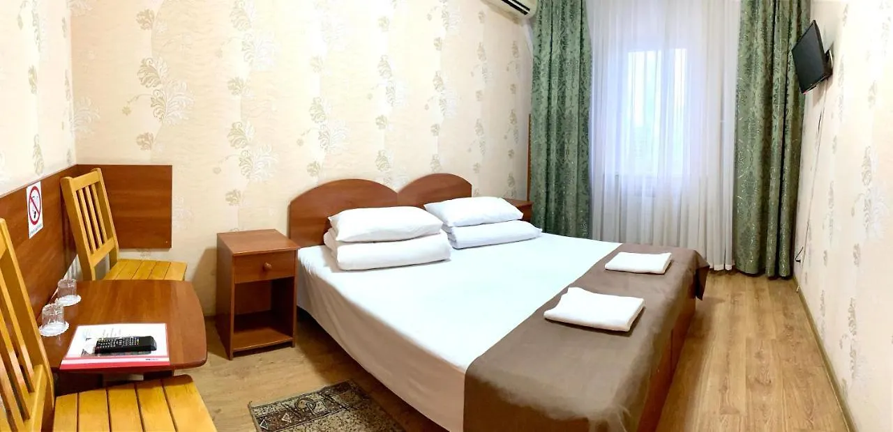 Hotel Lama 2 Kyiv