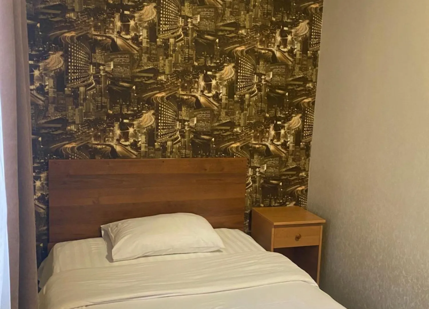 Hotel Lama 2 Kyiv 2*,  Ukraine