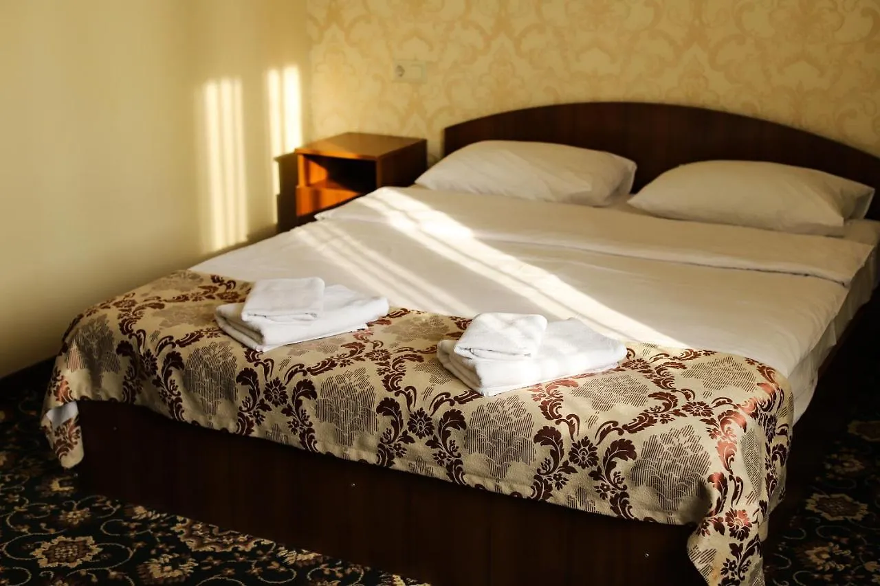**  Hotel Lama 2 Kijów Ukraina