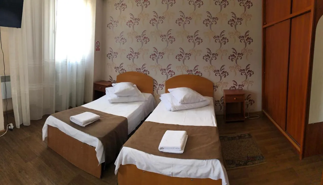 Hotel Lama 2 Kijów 2*,