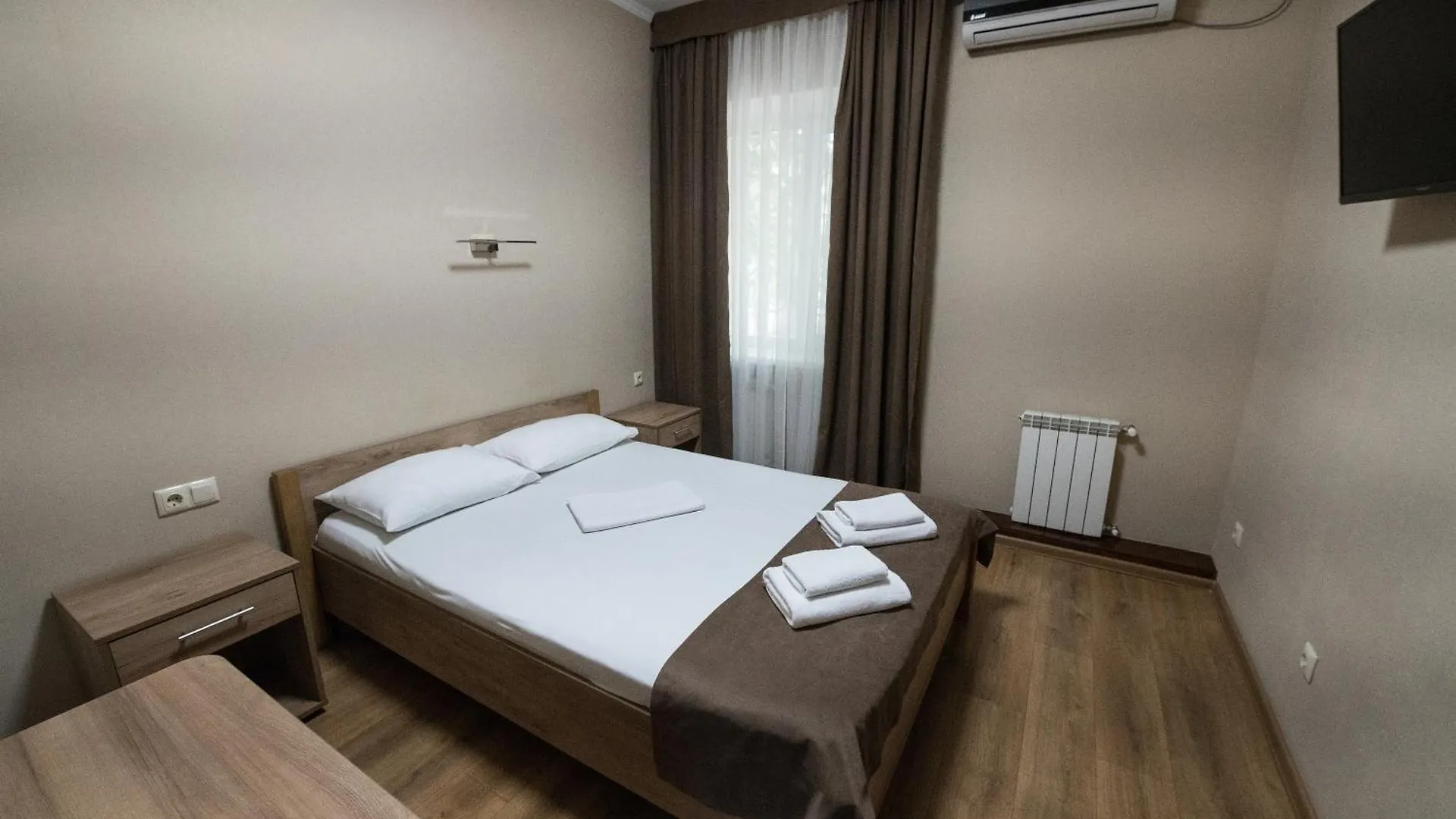 Hotel Lama 2 Kijów